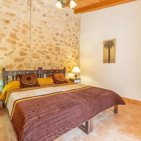 Holiday home Felip - Lom120 By Interhome